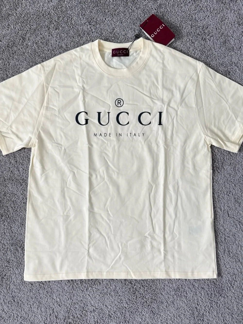 New Gucci Cream Short-Sleeve Logo T-Shirt with Black Print size XL USA Crewneck